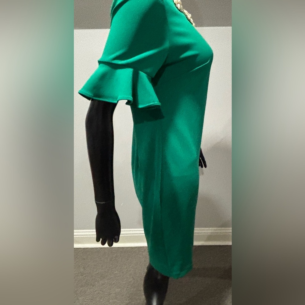 Beautiful Calvin Klein Bell Sleeve Sheath Green Dress 8 $115 - Picture 3 of 8
